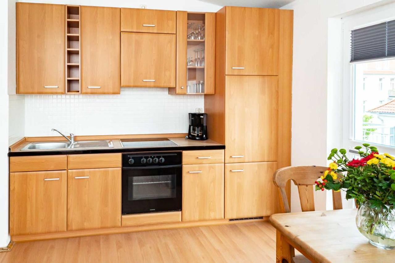 Apartmenthaus Chrischanshof 罗斯托克 外观 照片
